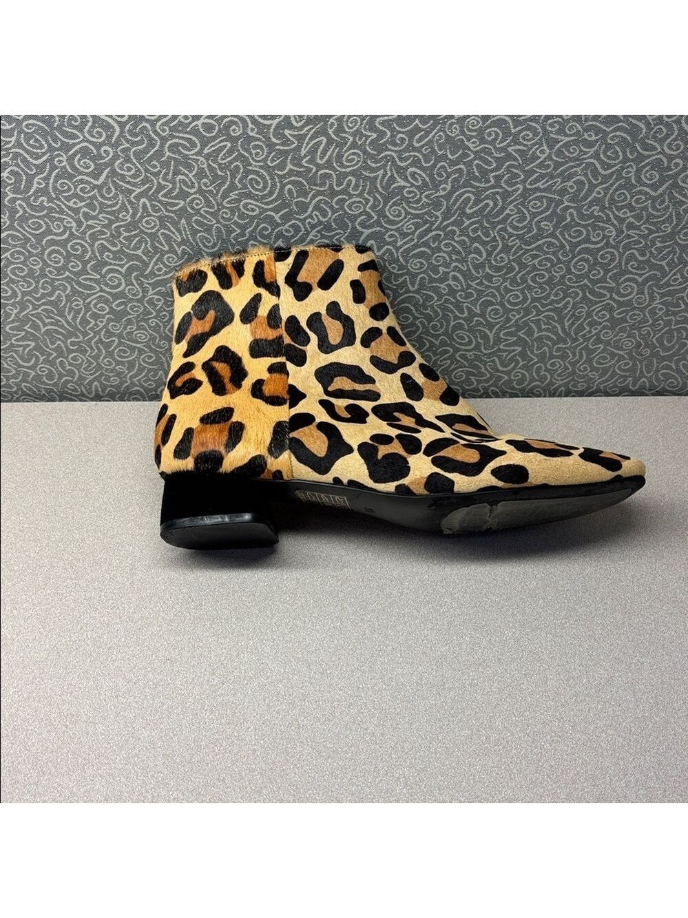 Azura Love Leopard Print Booties with Black Suede 1” Heel - Size 39 Euro - Picture 3 of 7